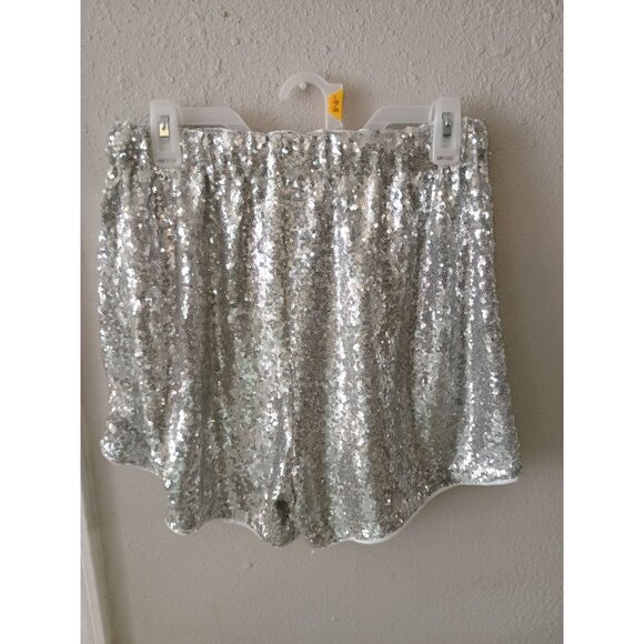 Design Vogue Silver Sequin Womens Shorts XL 95% Polyester 5%‎ Spandex - Picture 2 of 8